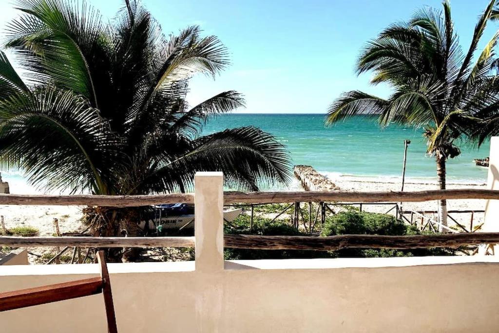 Oceanfront Casita Coral Διαμέρισμα Chelem Εξωτερικό φωτογραφία