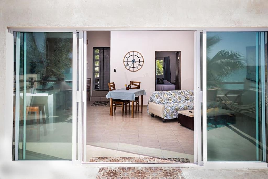 Oceanfront Casita Coral Διαμέρισμα Chelem Εξωτερικό φωτογραφία